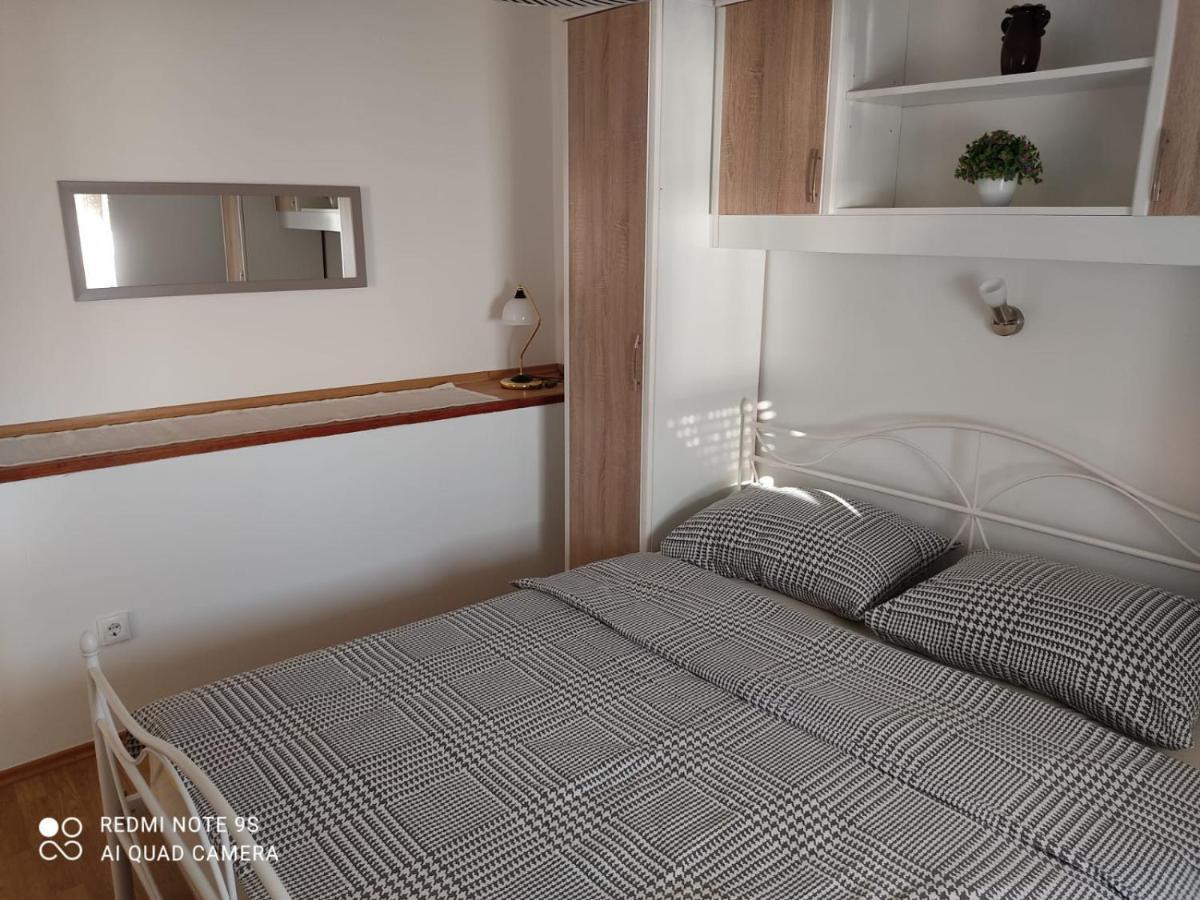 Apartmani Iva Sveti Juraj Εξωτερικό φωτογραφία